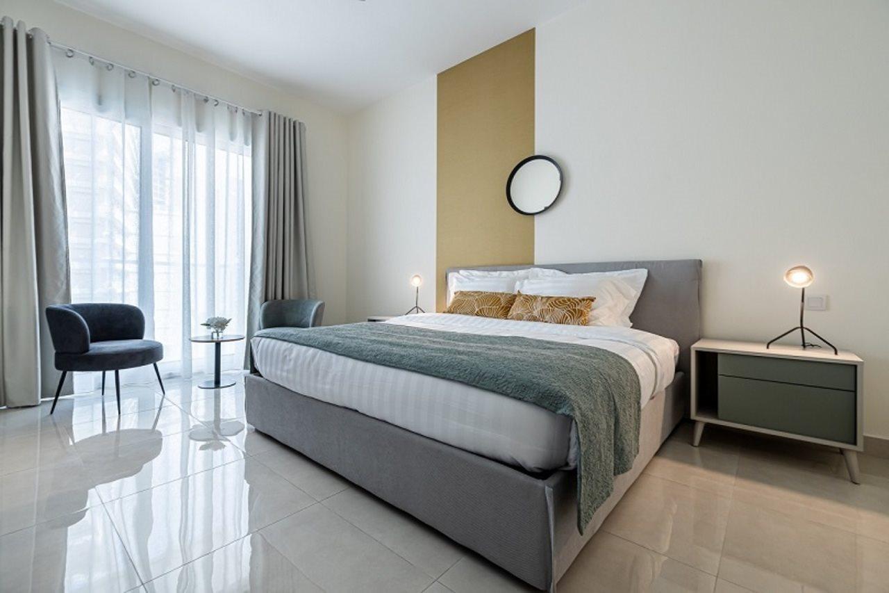Appartamento Unlock Metropolis Business Bay Dubai Esterno foto
