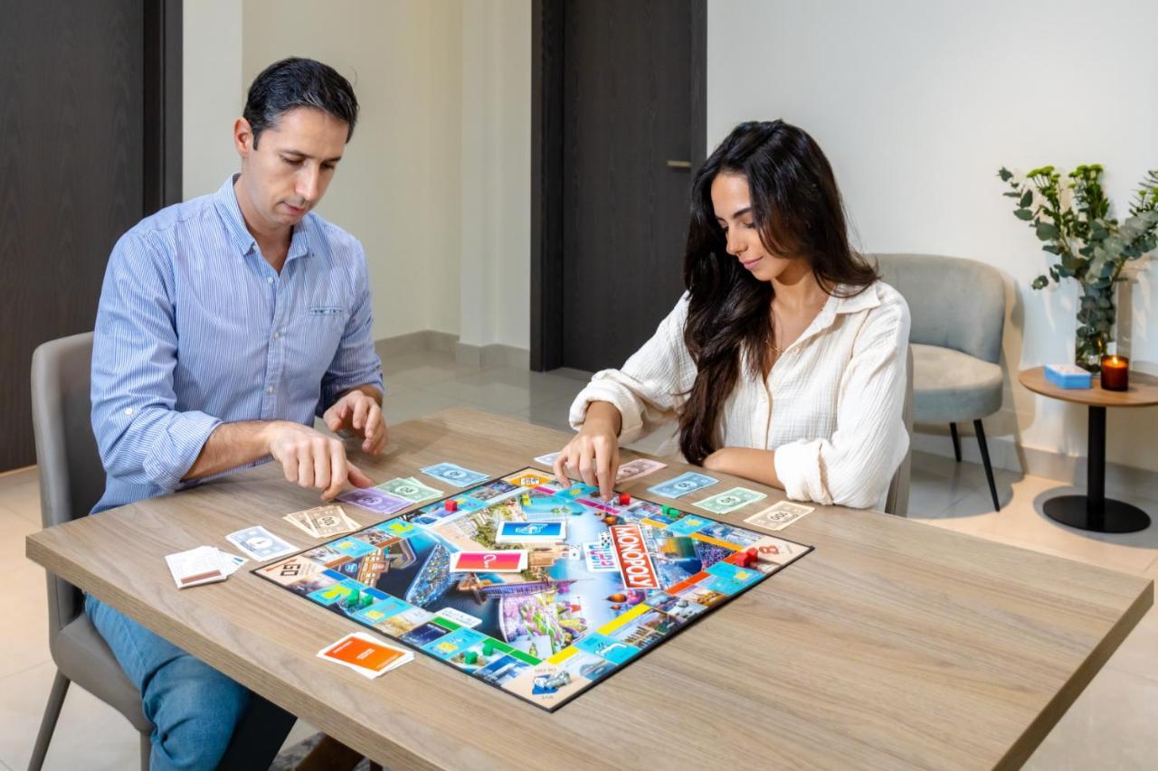 Appartamento Unlock Metropolis Business Bay Dubai Esterno foto