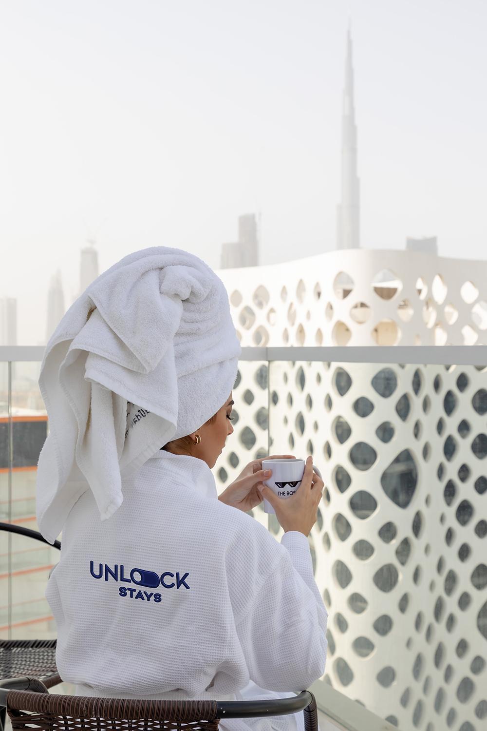 Appartamento Unlock Metropolis Business Bay Dubai Esterno foto