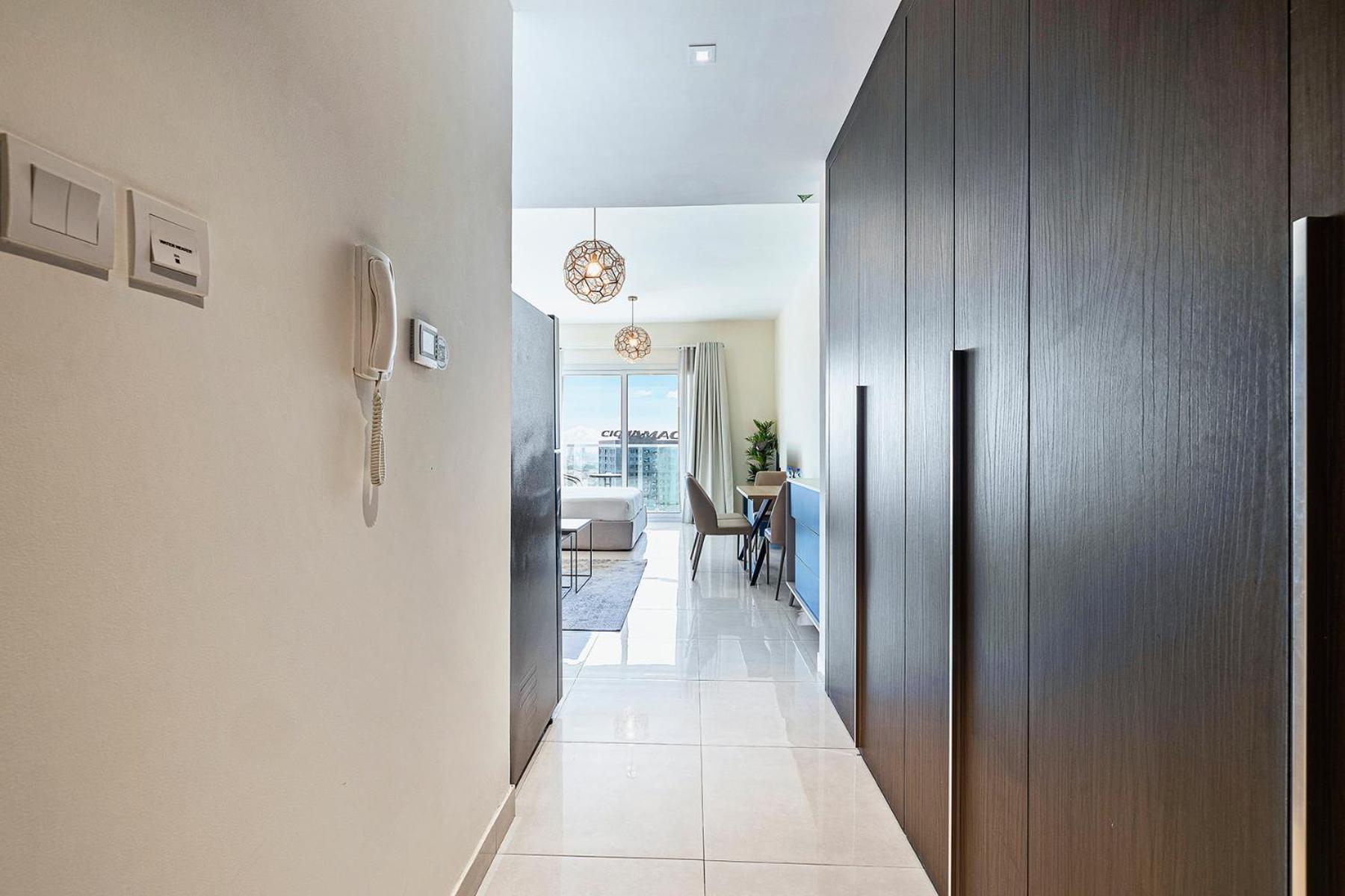 Appartamento Unlock Metropolis Business Bay Dubai Esterno foto