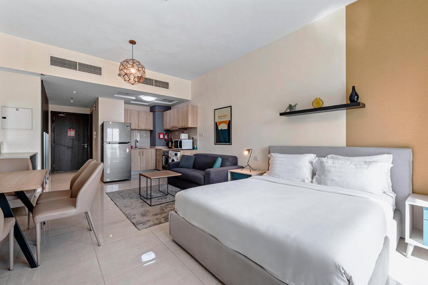 Appartamento Unlock Metropolis Business Bay Dubai Esterno foto